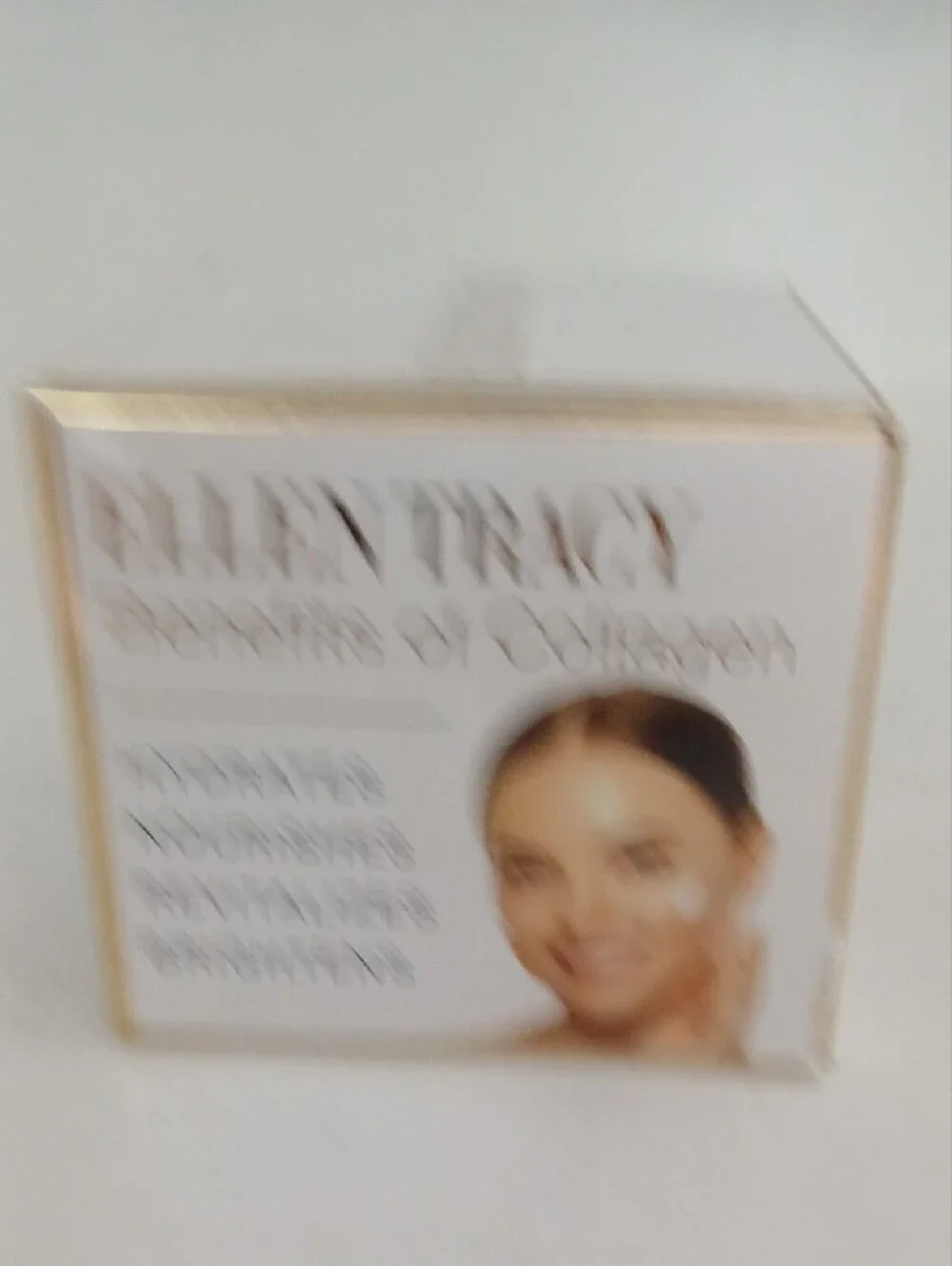 Ellen Tracy Advanced Day Cream